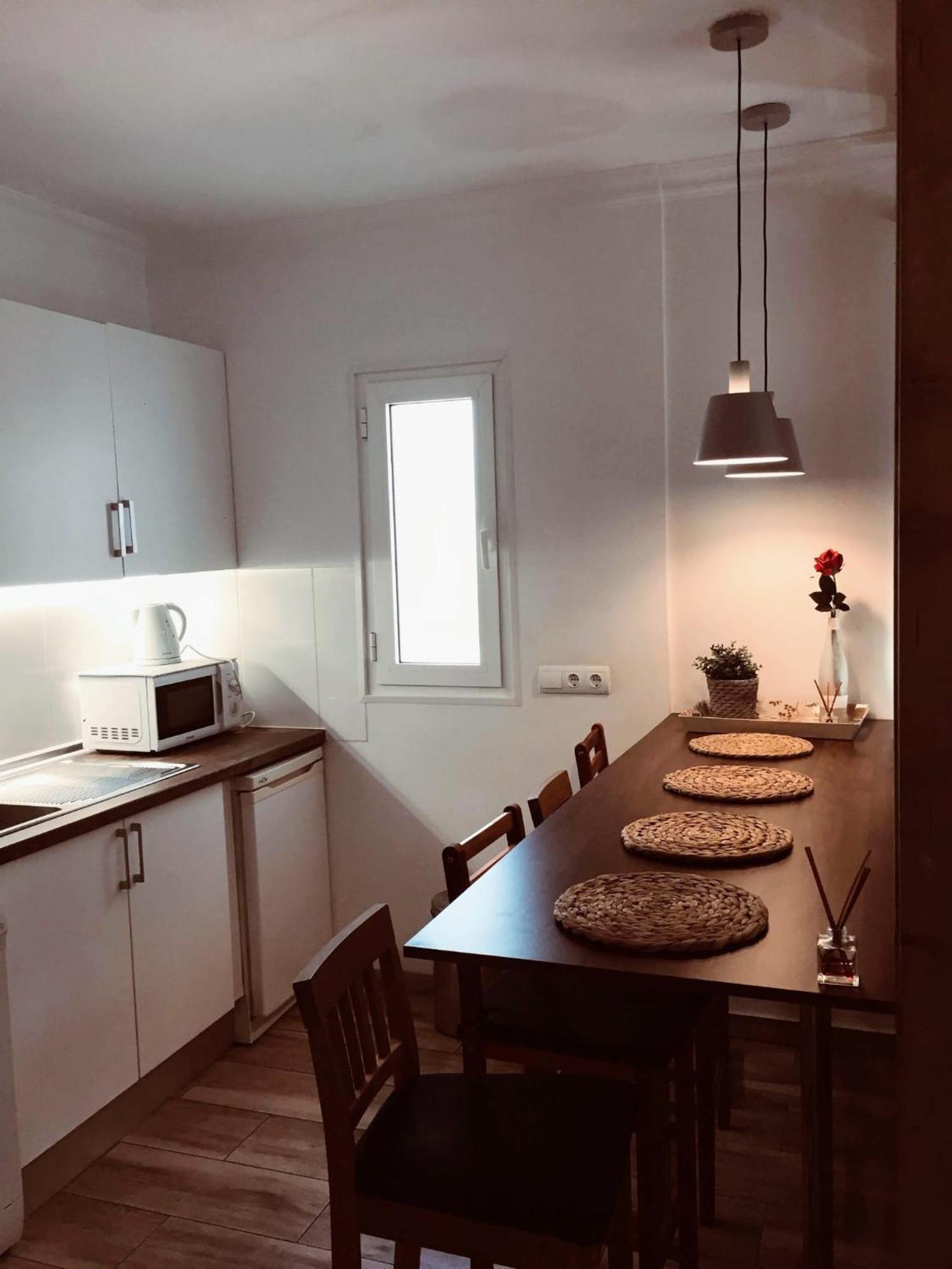 Puerto Banus Apartment Near Beachfront, Sunny Terrace, Pool, Tennis Court, Parking And Movies Projector Marbella Exteriör bild