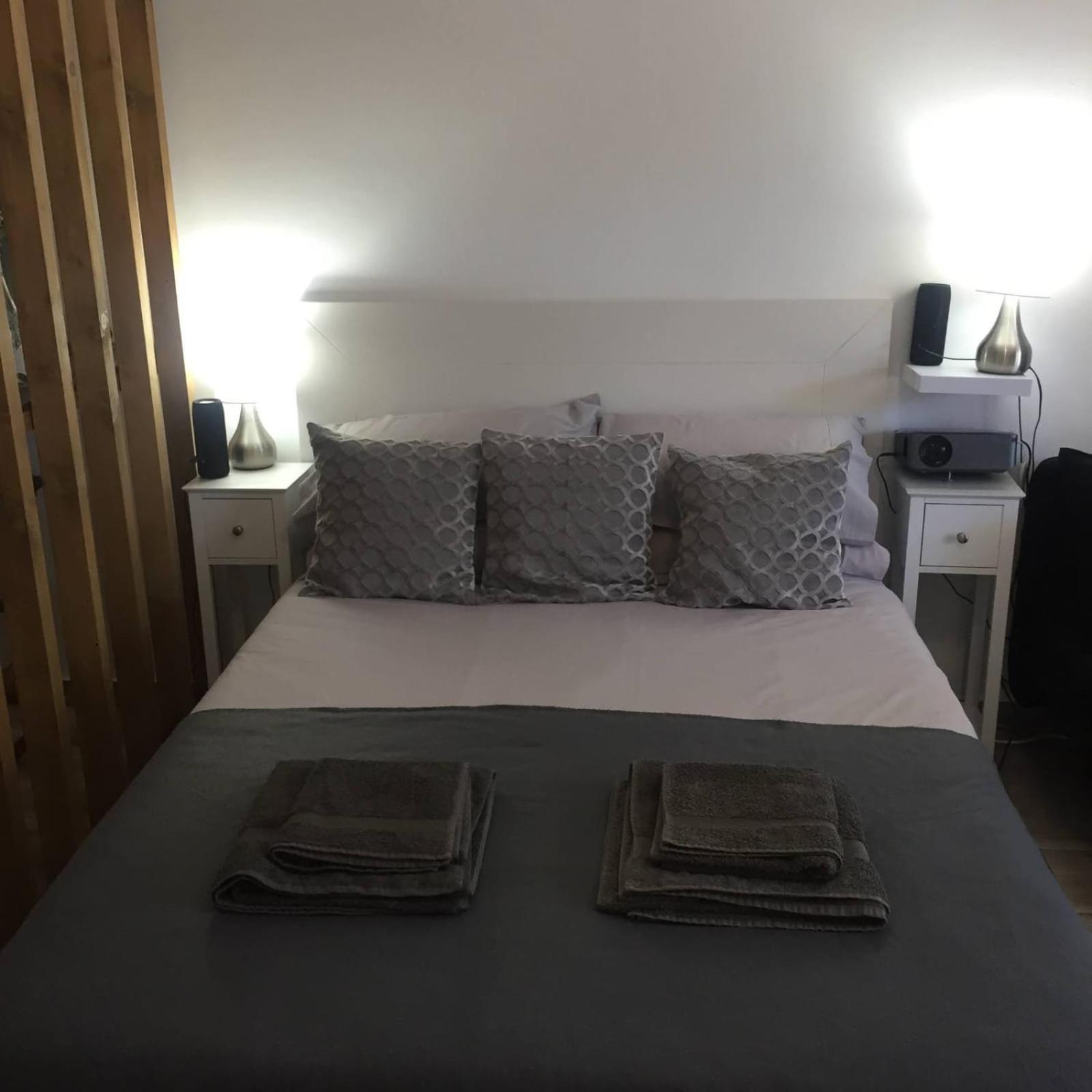 Puerto Banus Apartment Near Beachfront, Sunny Terrace, Pool, Tennis Court, Parking And Movies Projector Marbella Exteriör bild